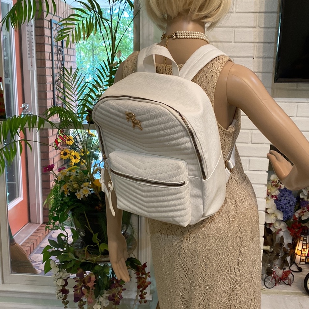 White Rampage, backpack. - Picture 8 of 14